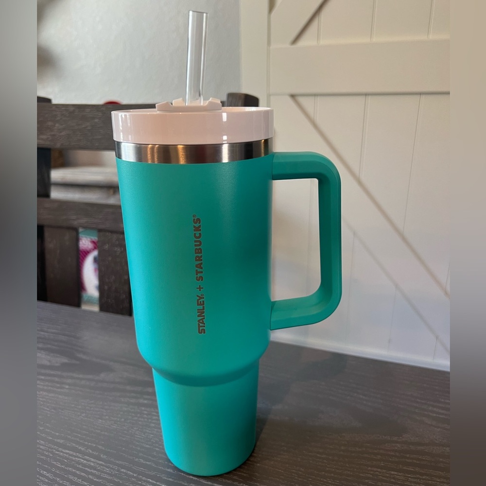 Stanley x Starbucks Tiffany tumbler